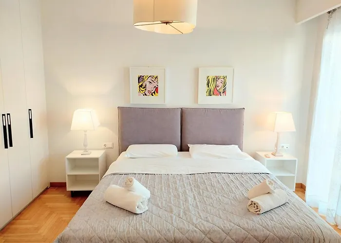Elegant Apartment In Acropolis