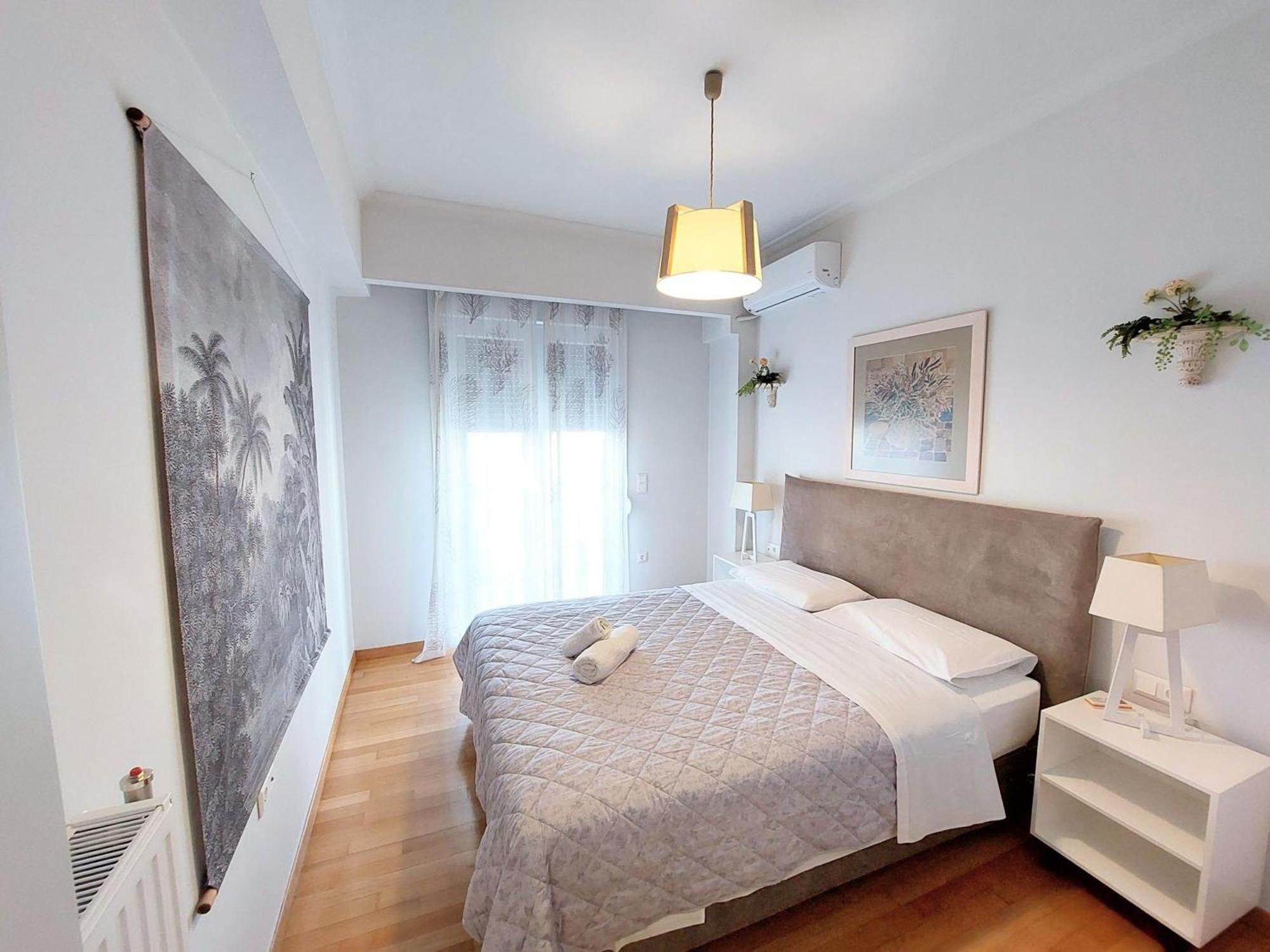 Elegant In Acropolis Apartment *